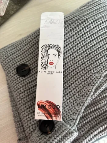 Duo crayon et rouge à lèvres lip duo coloris the beach neuf