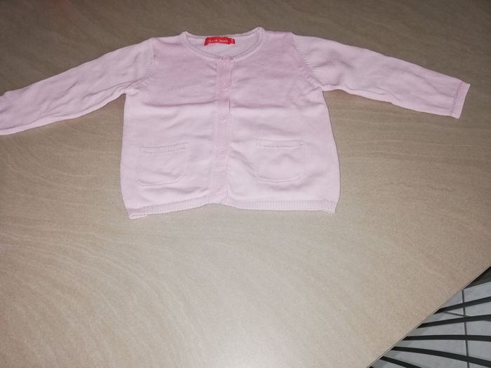 Lot A de 7 vêtements fille 6 mois - photo numéro 7