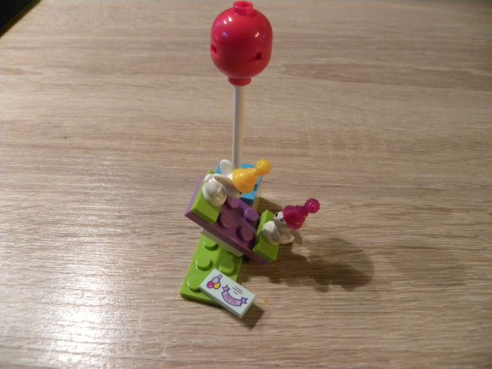 LEGO Friends La boutique de cadeaux 41113 - photo numéro 4