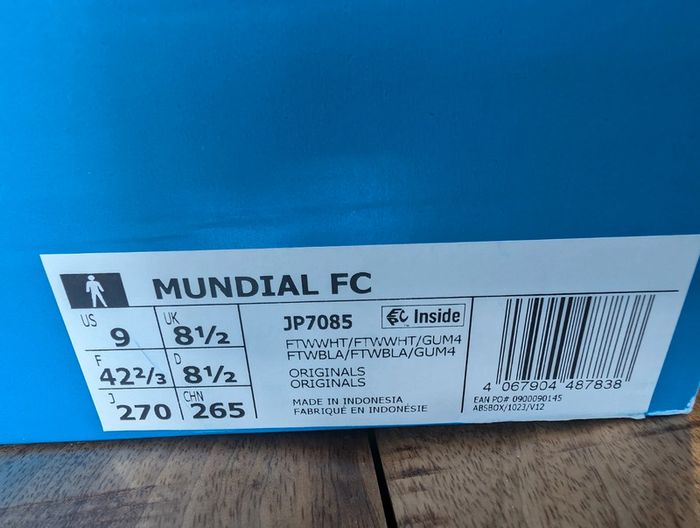 Sneakers adidas Mundial FC taille 42 2/3 neuf - photo numéro 8