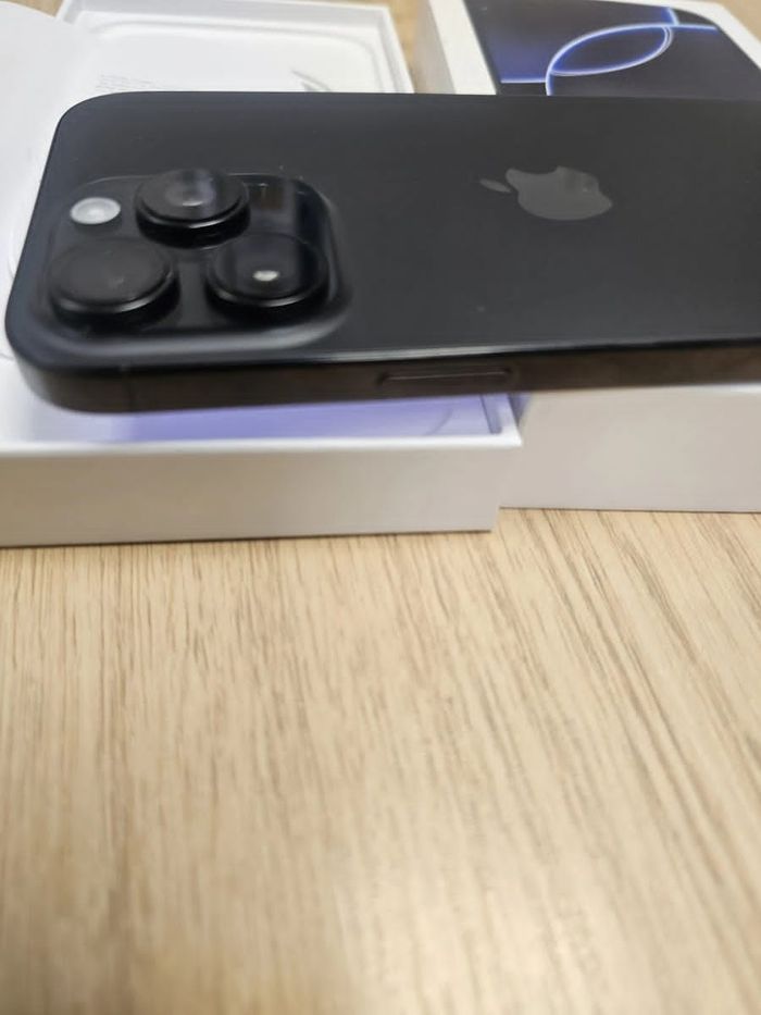 Iphone 16 pro max - photo numéro 5