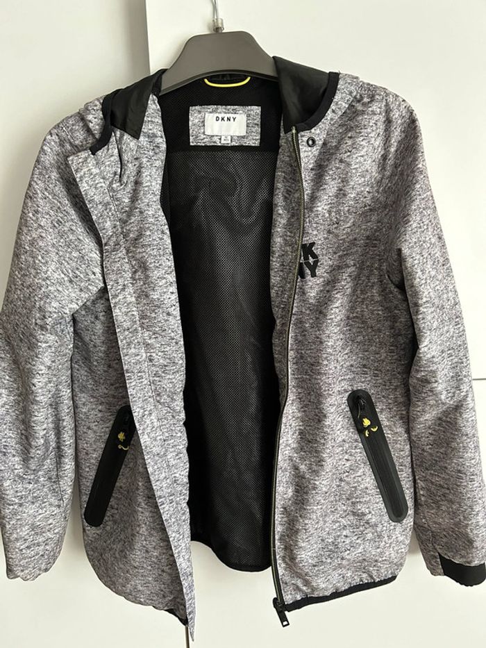 Coupe vent DKNY