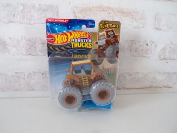 Monster trucks - Hot Wheels - The Flintmobile (J19)