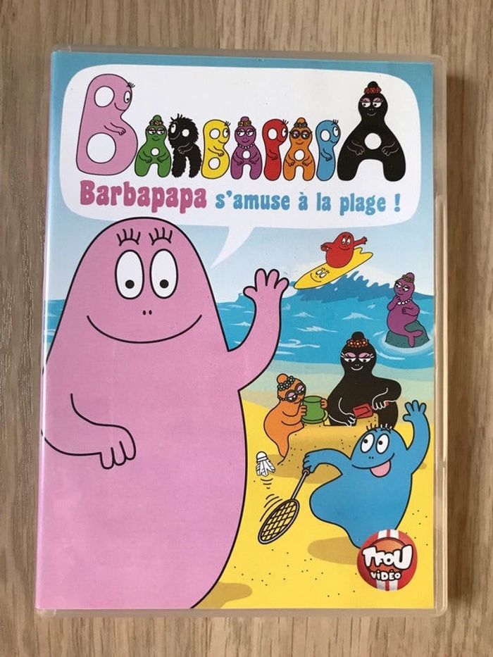 Barbapapa s'amuse à la plage