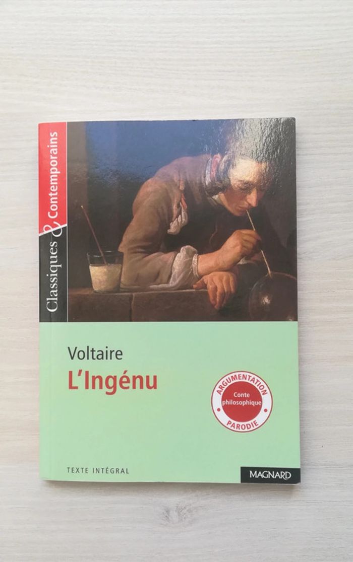 Livre L'ingénu - V92B