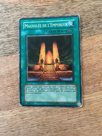 Carte Yu-Gi-Oh! Mausolée de l’empereur POTD-FR047 1996