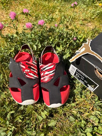 Sandales d’eau Jordan T.27