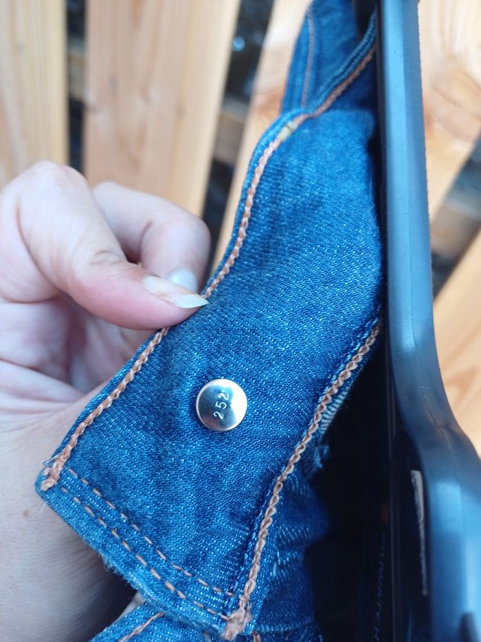 Joli short en jean bleu Levi's et Kiliwatch - photo numéro 8