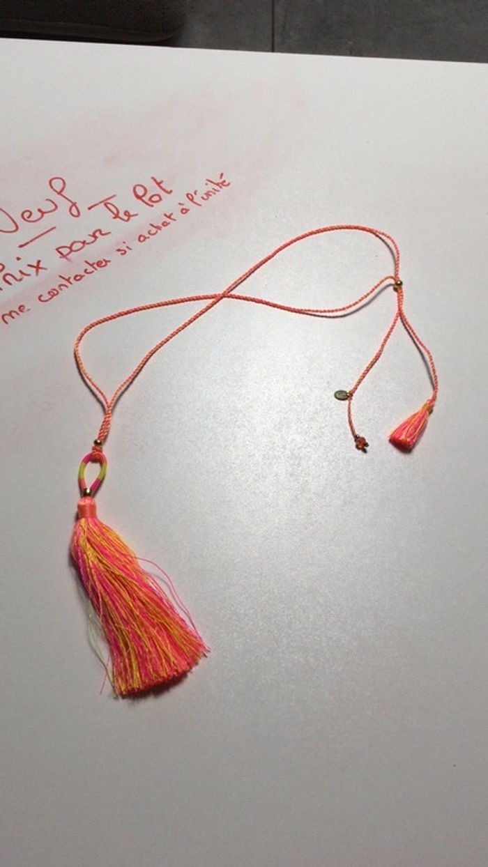 Collier fluo top effet neuf