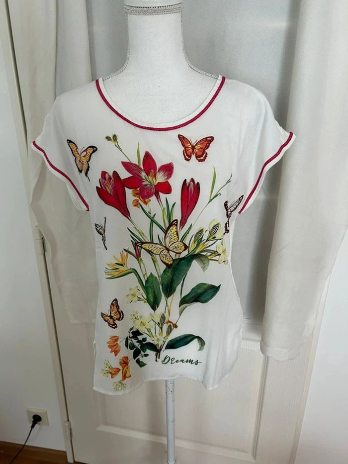 T shirt a dessin cassis