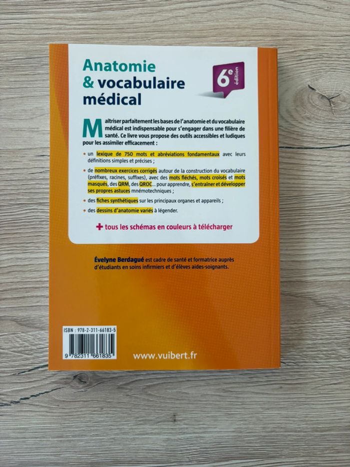 Livre d’anatomie & de vocabulaire médical - photo numéro 2