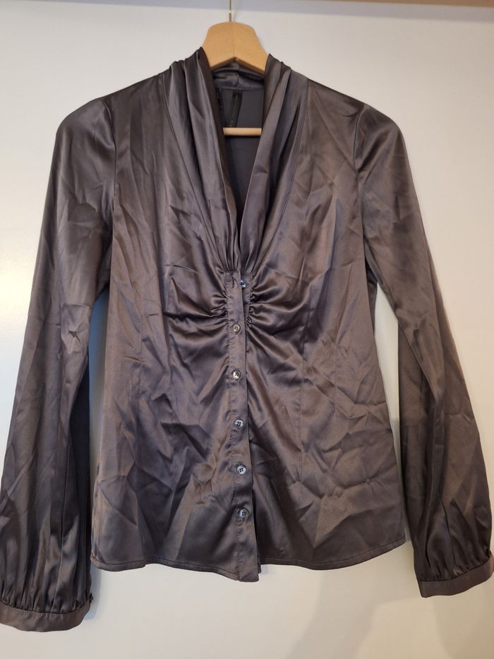 Chemise satin grise