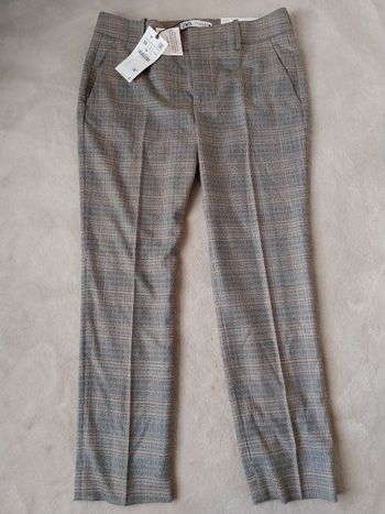 Pantalon neuf avec étiquette 