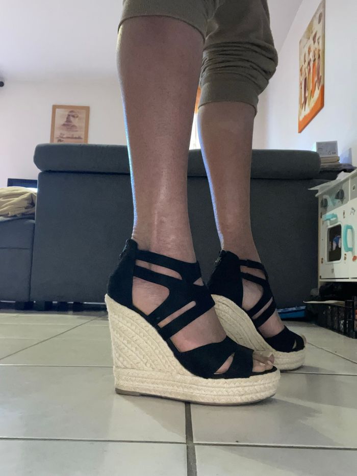 Chaussure compensée femme pointure 38 - photo numéro 2