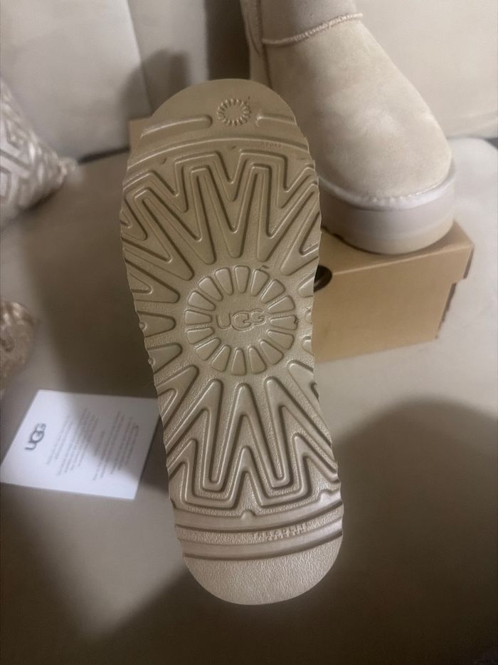Bottes UGG - photo numéro 3