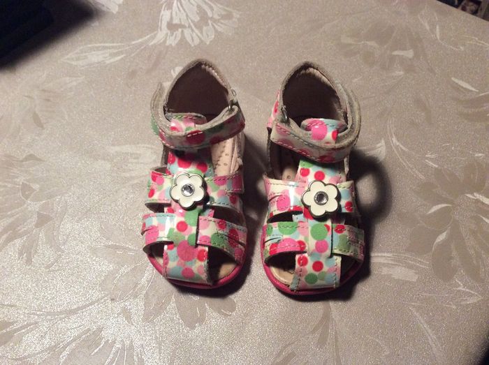 Sandales pointure 17