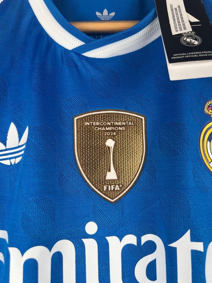 Maillot Réal Madrid 2026 Mbappé 10 Manche long - photo numéro 6