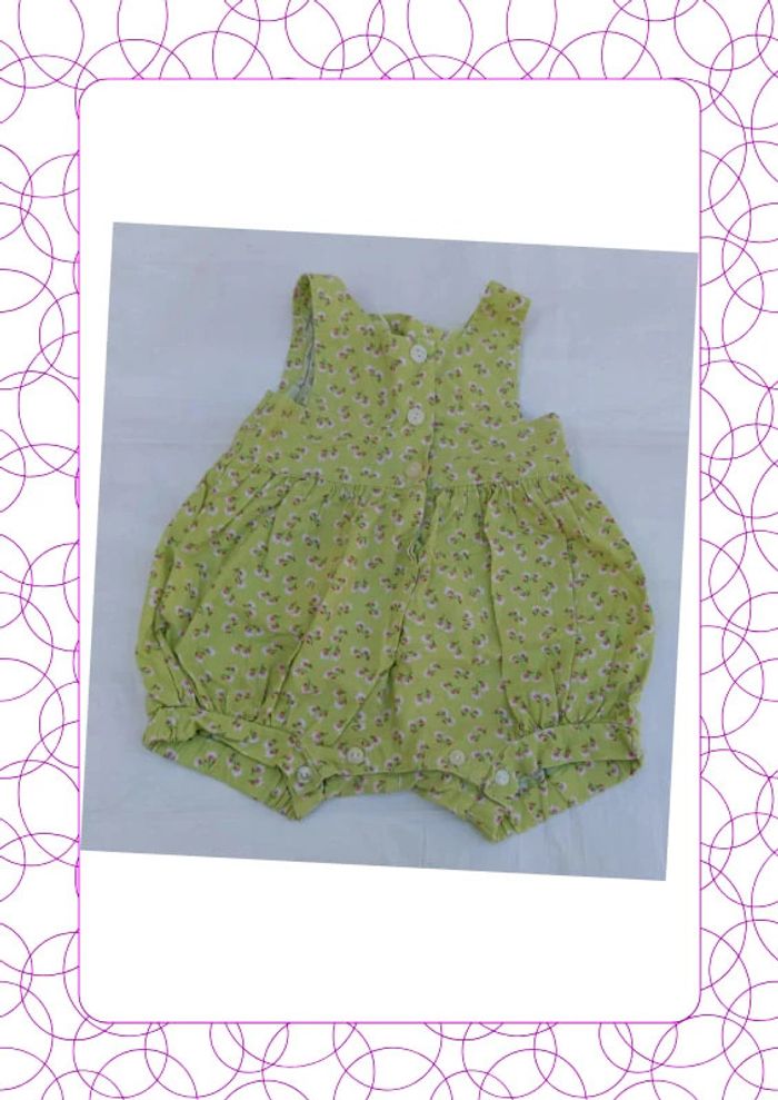 Combi-short 3 mois - photo numéro 4