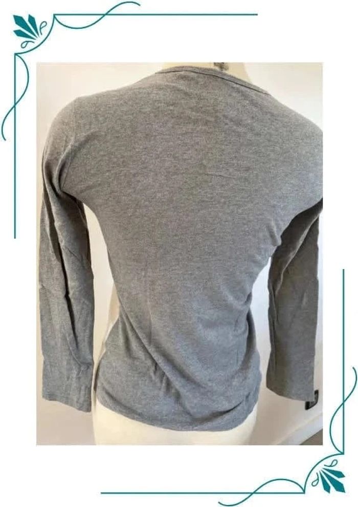 Superbe t-shirt manches longues 12 ans - photo numéro 3