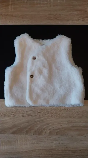 Gilet "fourrure" 9 mois