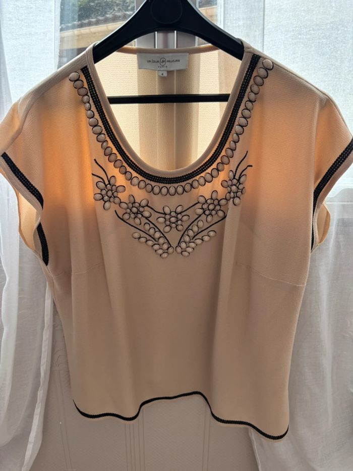 T shirt un jour ailleurs - photo numéro 2