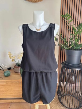 Combi short noir dos échancré