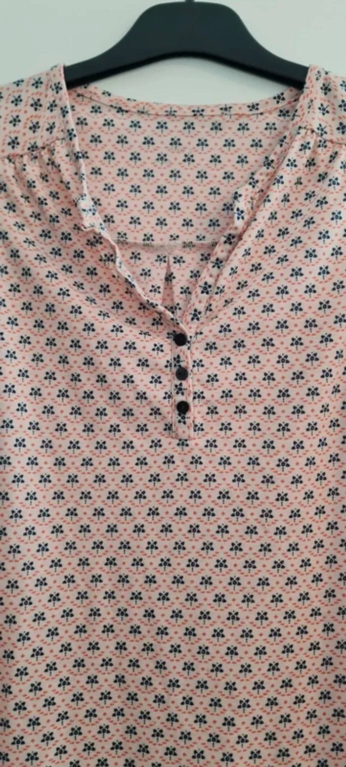 Blouse sans manche - photo numéro 2