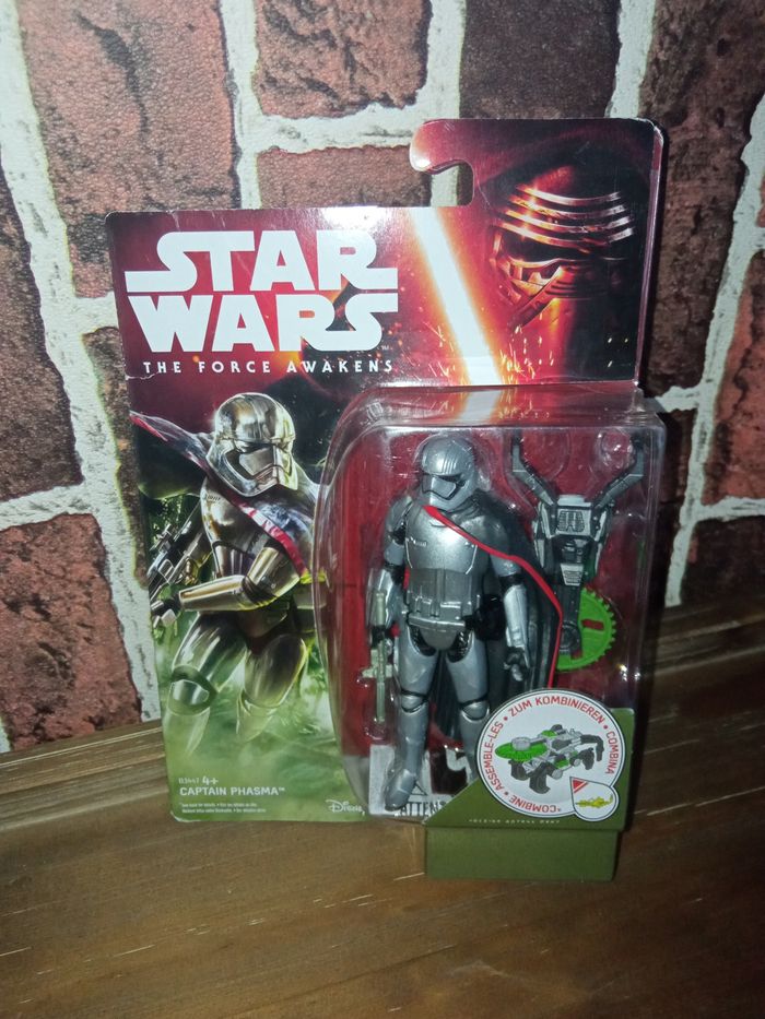 Figurine Star Wars Captain Phasma