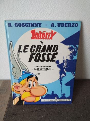 BD Astérix "Le grand fossé"