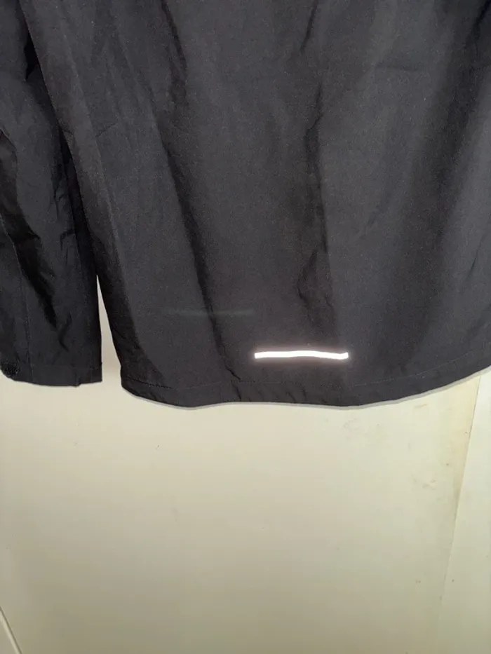 Veste imperméable à capuche - photo numéro 3
