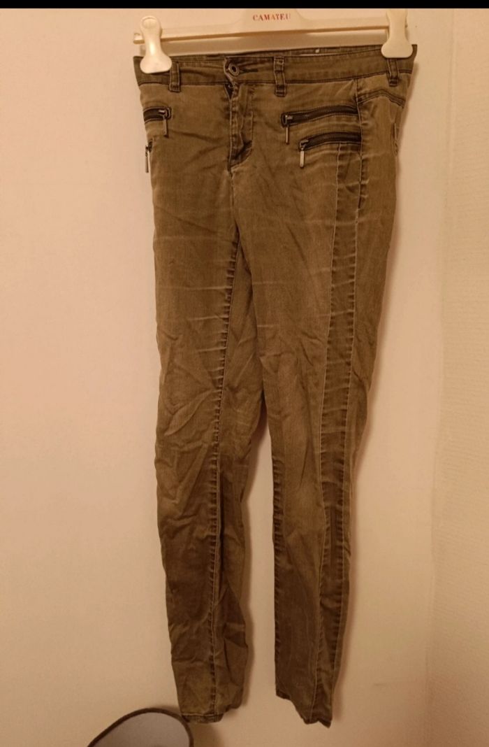 Pantalon Vert Kaki ONLY  Taille S (36)  Coupe Ajustée