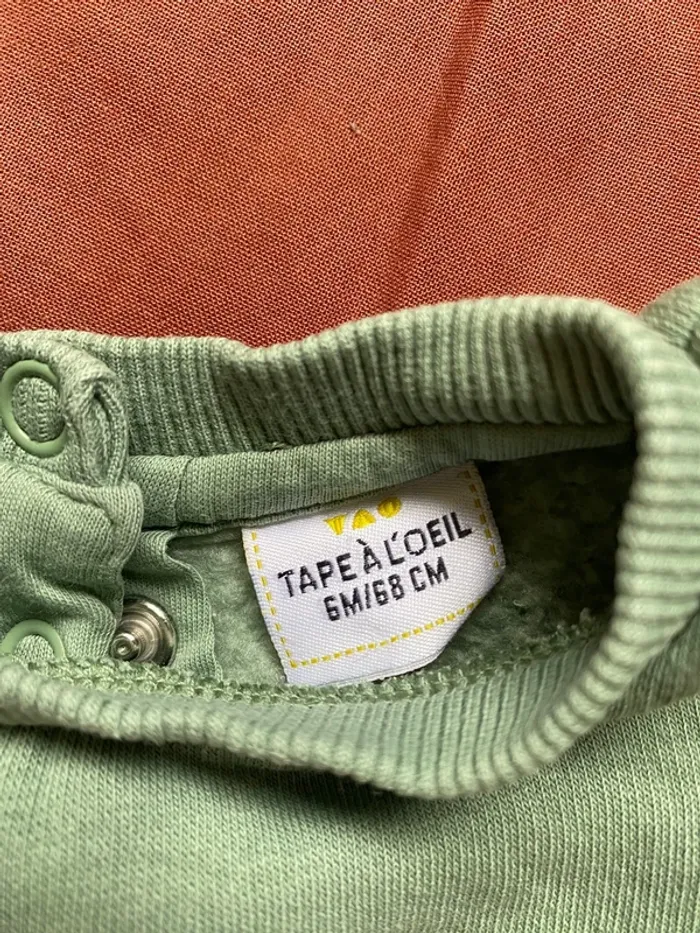 Pull tape à l’œil - photo numéro 2