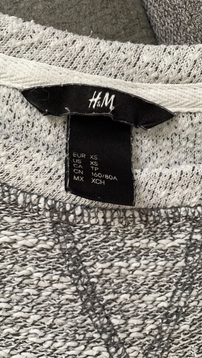 Pull gris H&M - photo numéro 2