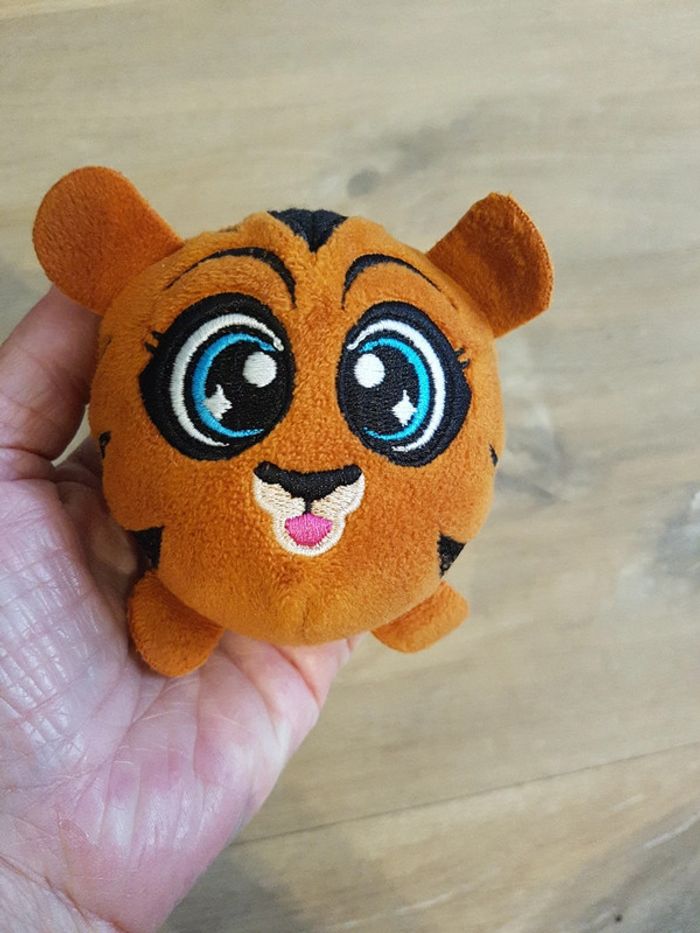 Peluche ronde tigre - photo numéro 3