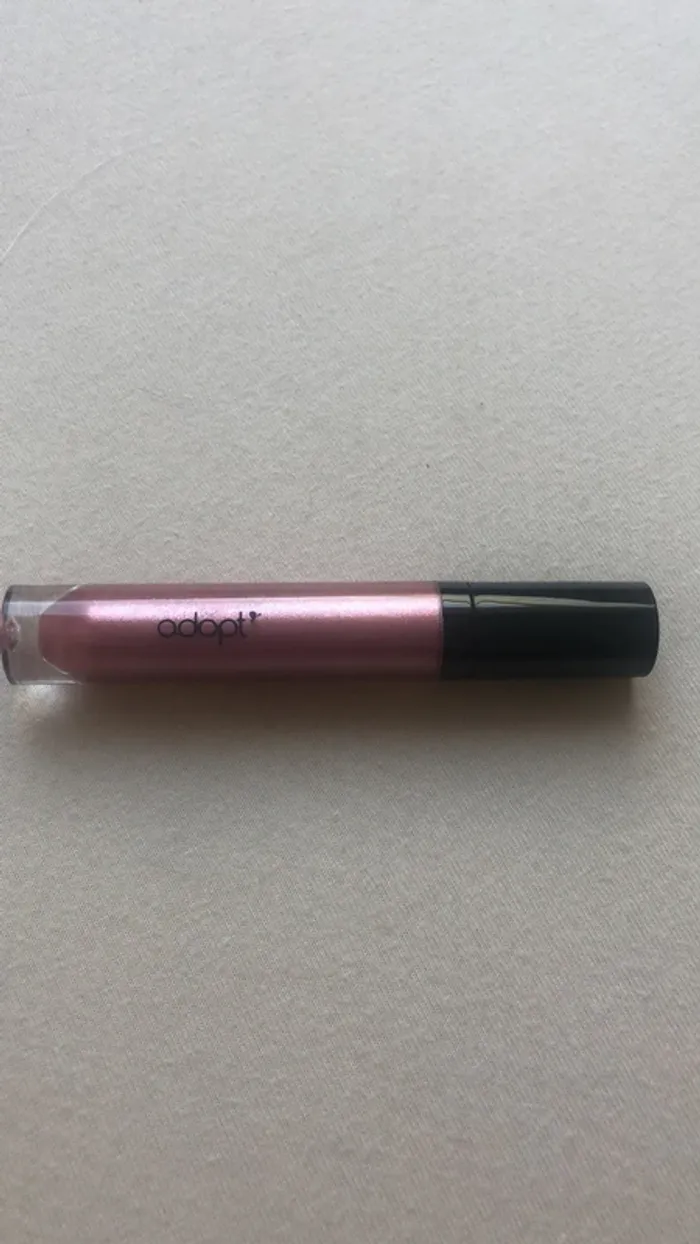 Rouge à lèvre liquide métallique