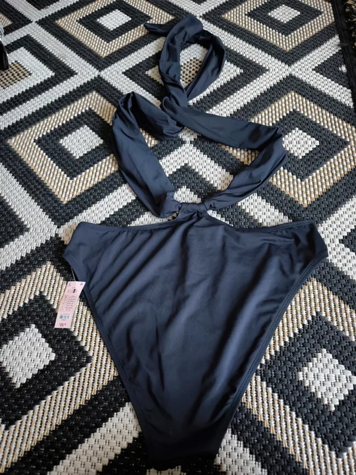 Maillot de bain 1 pièce noir - Ardene - Taille L - Neuf - photo numéro 2