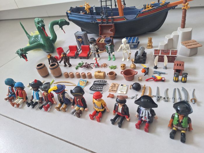 Lot playmobil pirates, bateau et monstre des mers - photo numéro 4