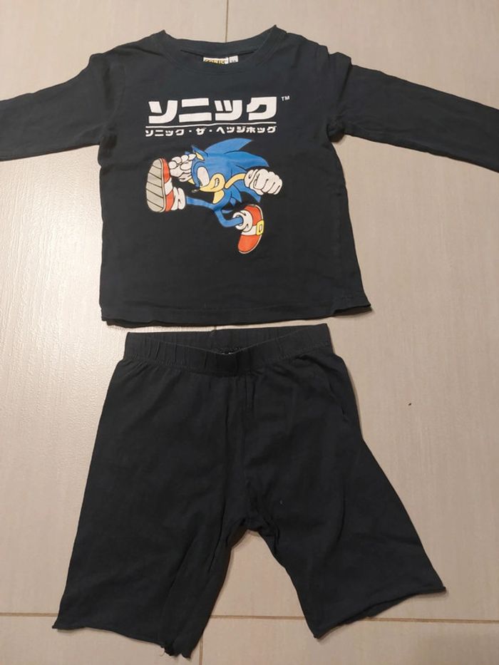 Lot de pyjamas - photo numéro 4