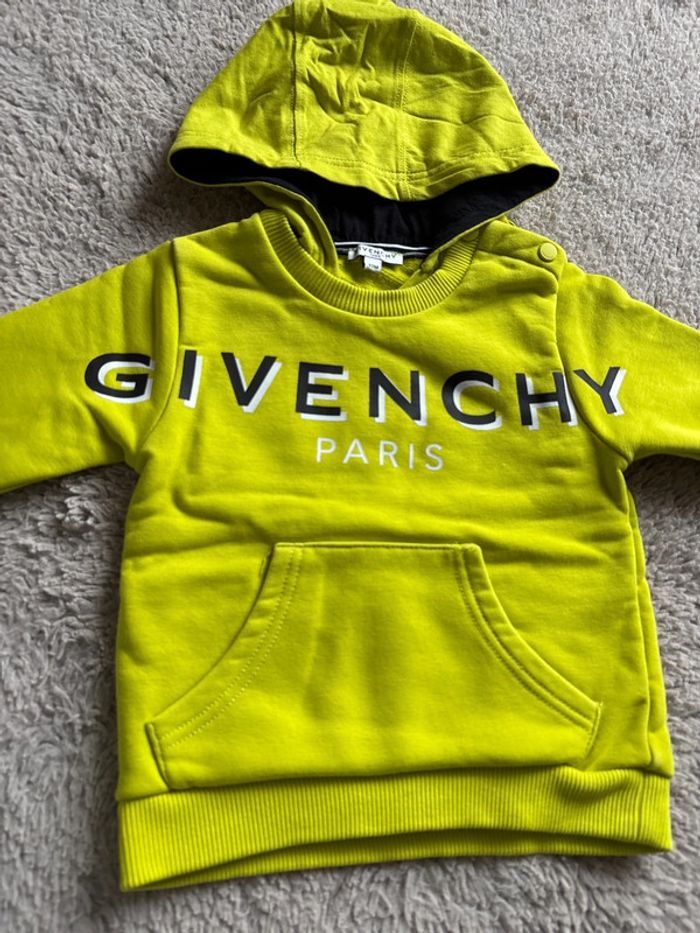 Pull givenchy - photo numéro 2
