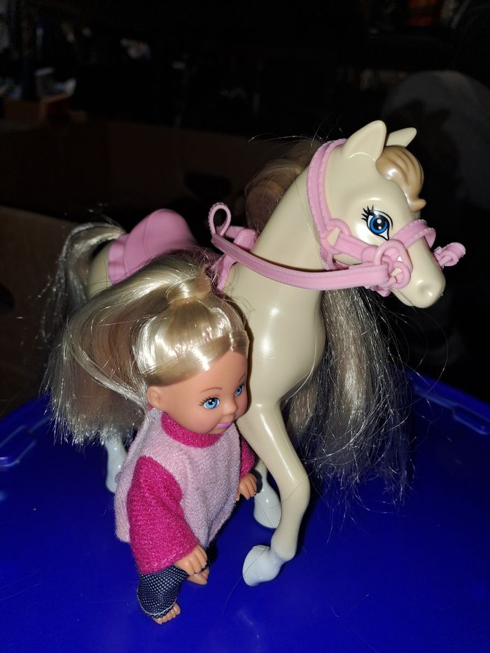 Poupée à cheval - photo numéro 2