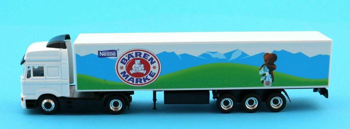 SCHUCO 22403 MAN F2000 semi-remorque blanc "ours" 1/87 - photo numéro 4