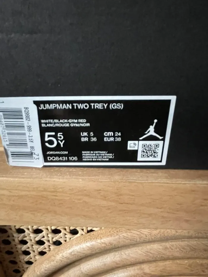 Jordan édition jumpmann taille 38 - photo numéro 9