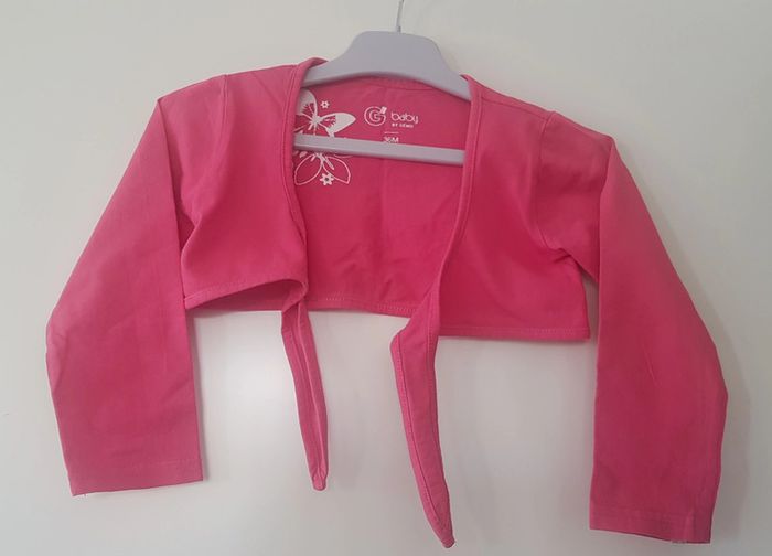 Gilet court cache coeur gemo 3 ans