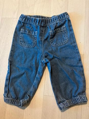Jean bleu 9 mois avec petites poches devant