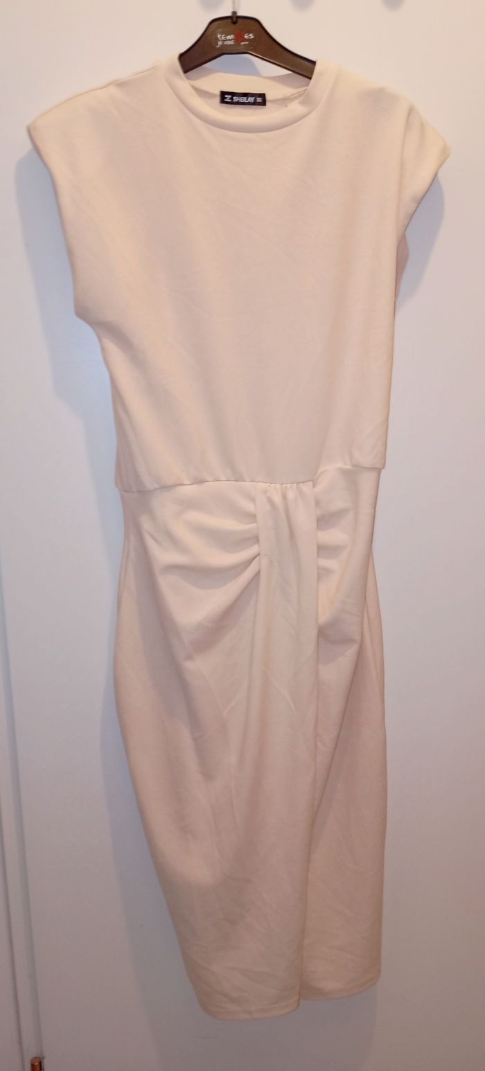 Robe de cérémonie ou de soirée écrue Sheila T. L