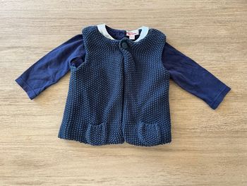 Ensemble teeshirt manches longues et gilet 6 mois