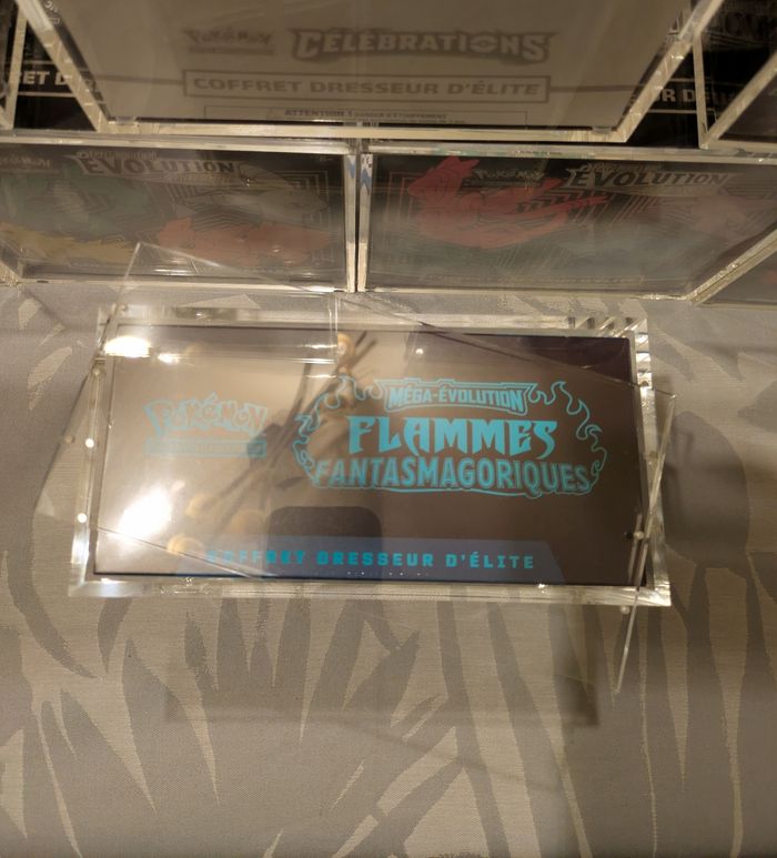 X20 Protection Acrylique Premium ETB Pokémon – Couvercle Aimanté - photo numéro 4