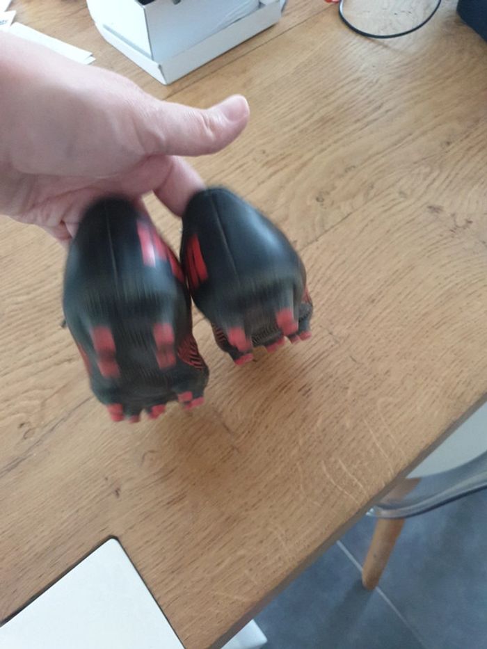 Chaussures de foot puma 29 - photo numéro 3
