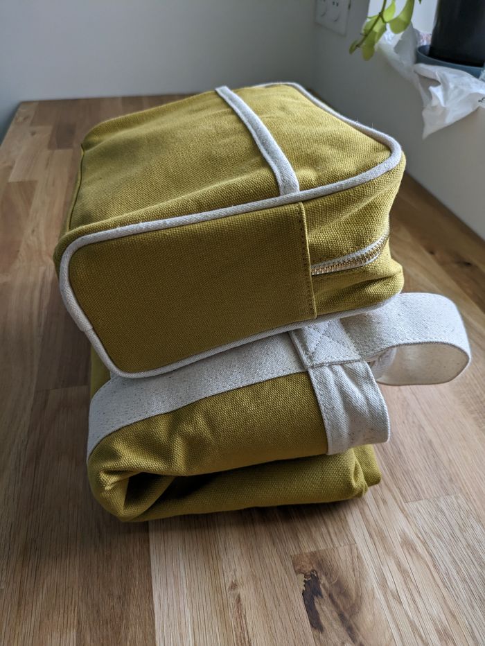 Ensemble sac week-end + trousse Sezane vert olive Neuf - photo numéro 10
