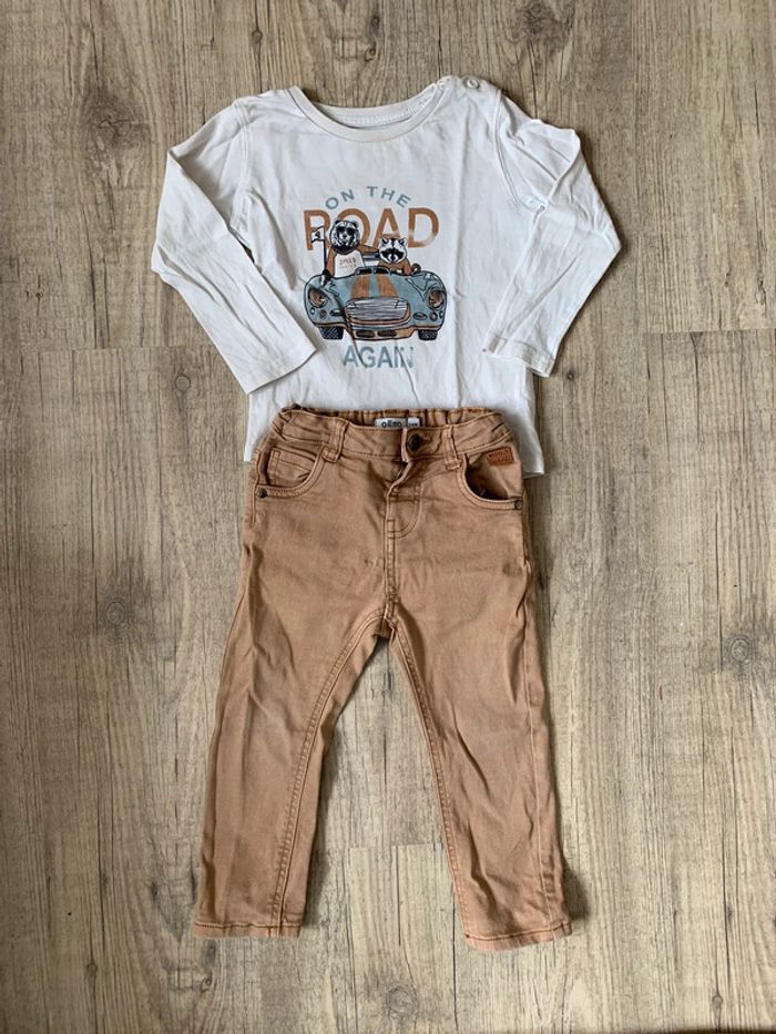 Ensemble pantalon et teeshirt ML 24 mois